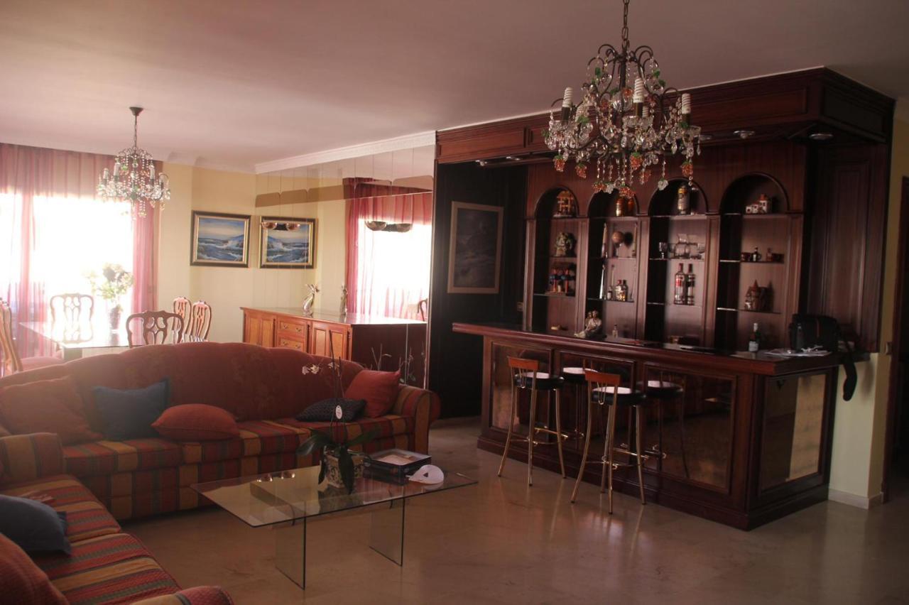Palm Beach Sea Фуeнхирола Екстериор снимка