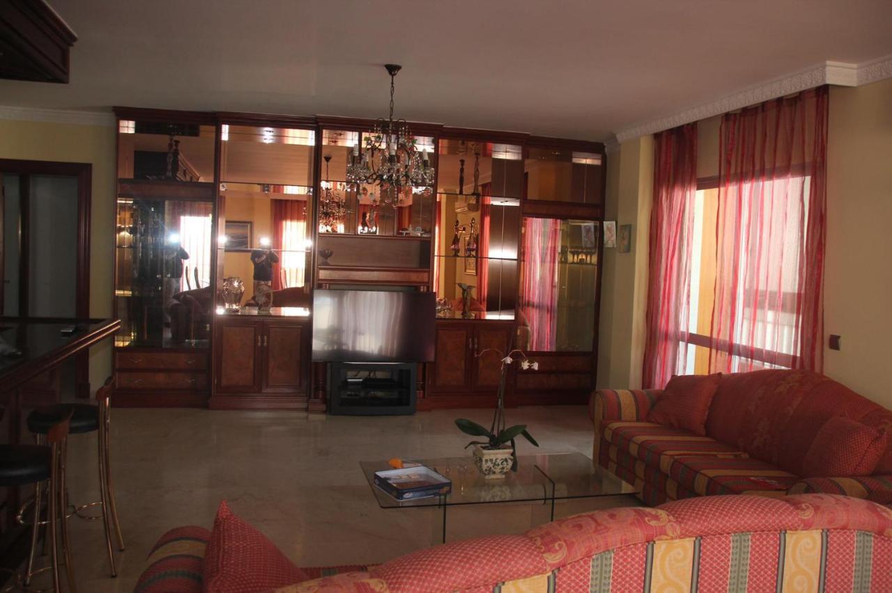 Palm Beach Sea Фуeнхирола Екстериор снимка